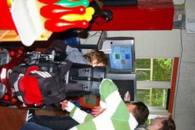 dagje-rotterdam-met-kinderen-van-de-boegspriet-9-5-2010-246 - Afbeelding 8 van 35