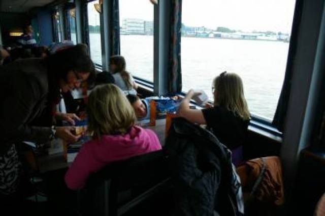 dagje-rotterdam-met-kinderen-van-de-boegspriet-9-5-2010-253 - Afbeelding 1 van 35