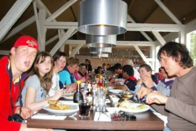 dagje-rotterdam-met-kinderen-van-de-boegspriet-9-5-2010-269 - Afbeelding 20 van 35