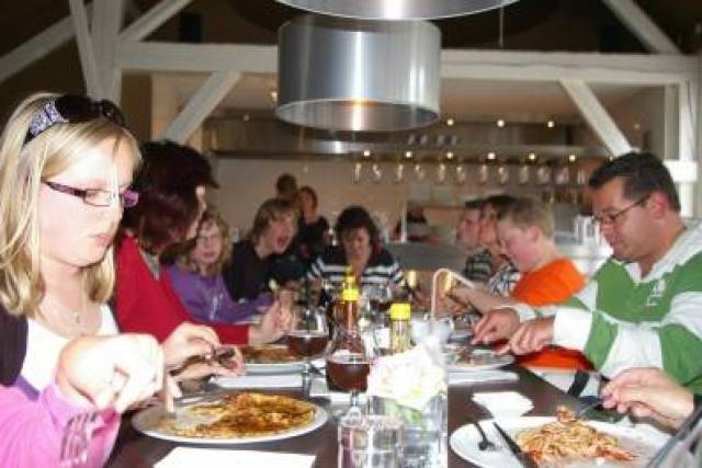 dagje-rotterdam-met-kinderen-van-de-boegspriet-9-5-2010-273 - Afbeelding 16 van 35