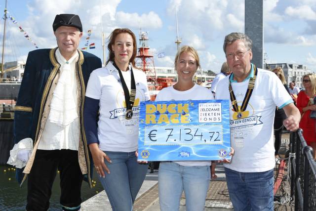 duckrace-2017-340 - Afbeelding 1 van 15